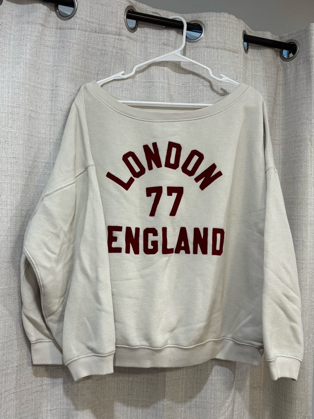 American Eagle “London” Wide Neck Sweatshirt